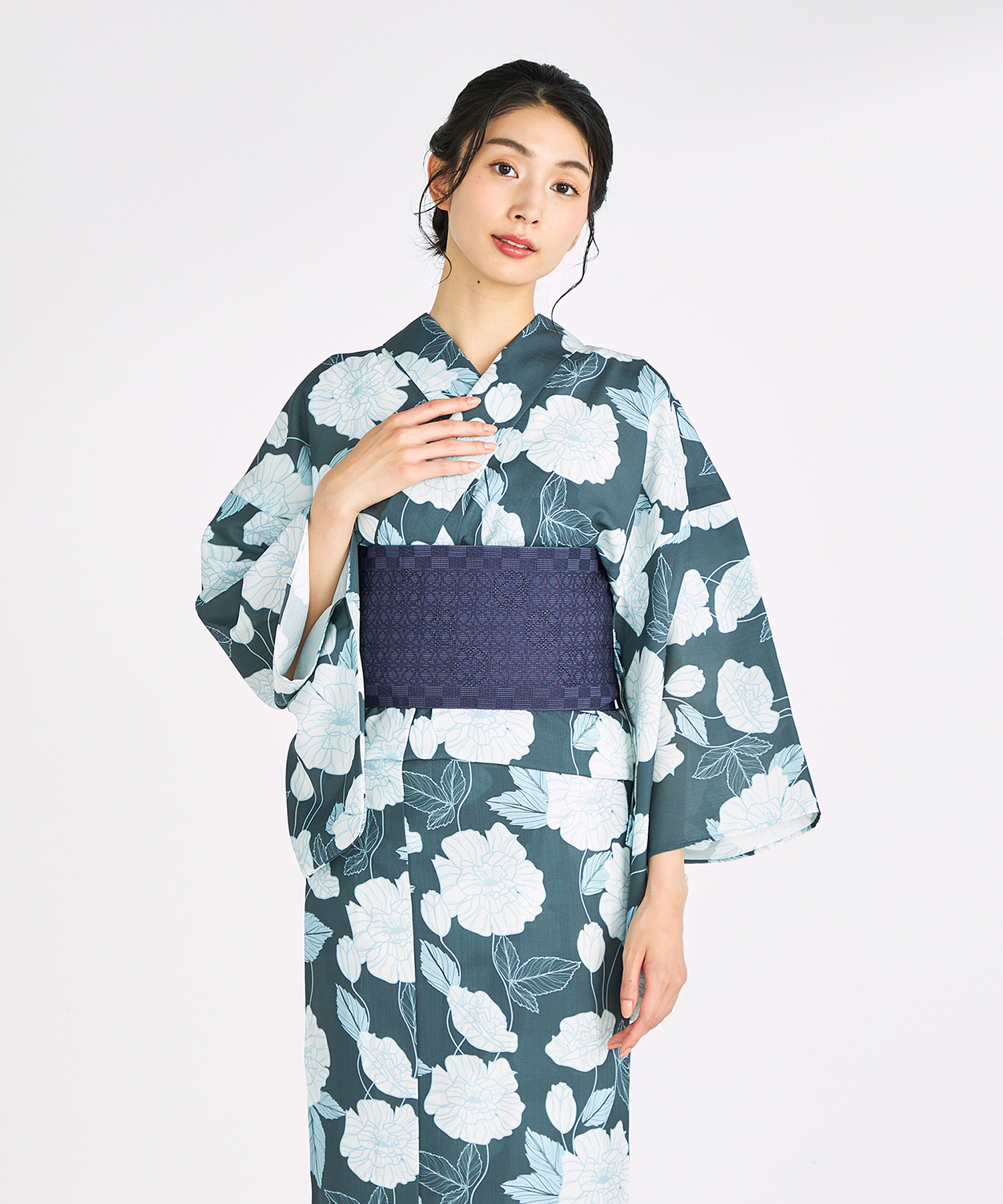 忘年会 服装 50代|大人らしい品格と華やぎコーデ完全ガイド